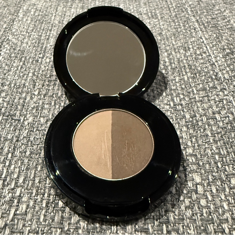 Anastasia Brow Powder Duo in Medium Brown